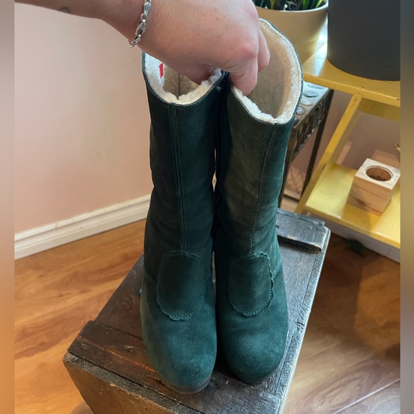 Amazing Vintage 'Hogl' Austrian Hunter Green Suede Mid Calf Booties - Picture 3 of 14